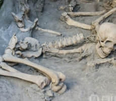溶洞里竟有十几具女性尸骨，死亡原因太悲哀